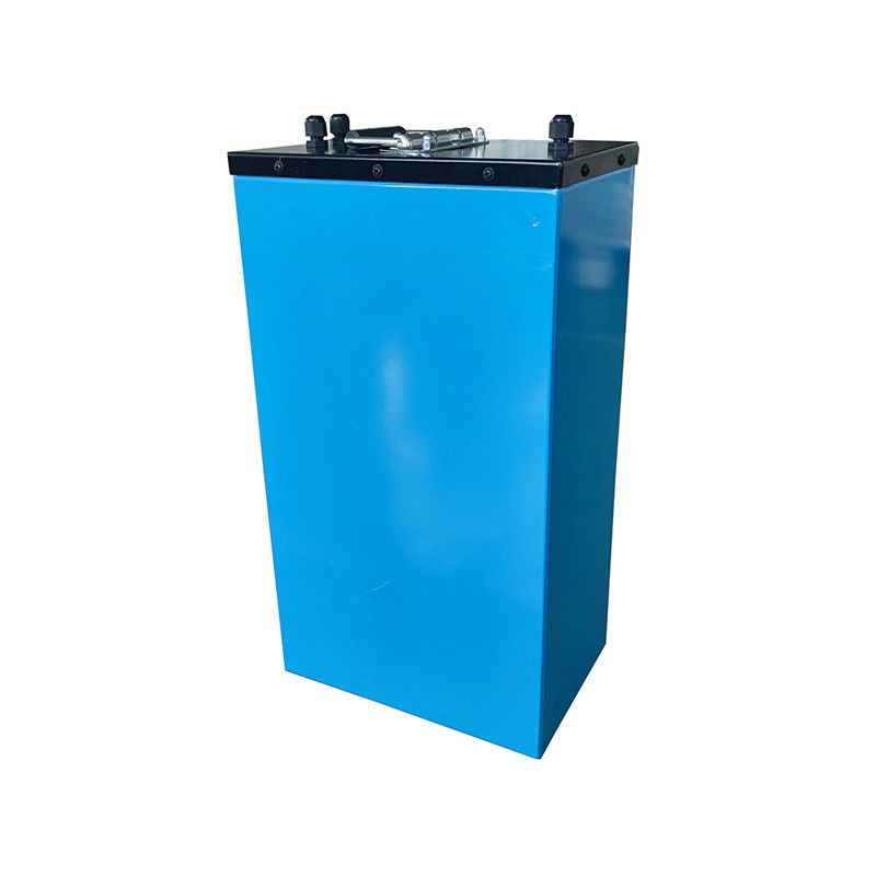 Batería duradera de litio para camiones elevadores con tamaño compacto y dimensiones de 550*21*645mm